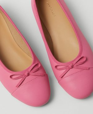 Weekend Collection Cap Toe Leather Ballet Flats