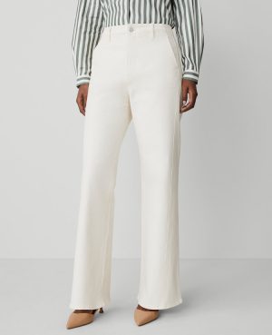 The Petite Seamed Wide-Leg Jean