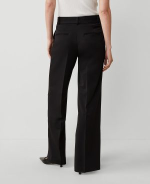 The Perfect Wide-Leg Pant