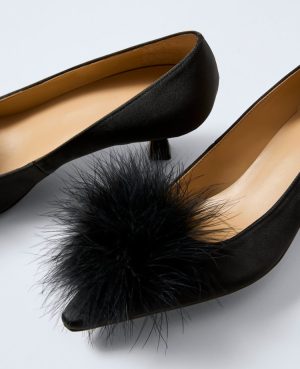 Nip-Toe Kitten-Heel Suede Feather Pump