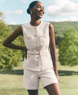 The Petite Side-Zip Short in Tweed