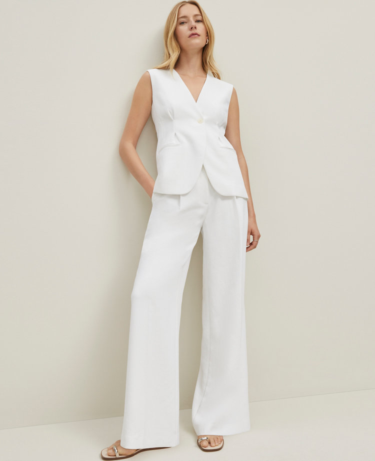 The Petite Wide-Leg Pant in Crinkle Crepe