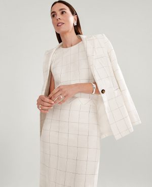 The Petite Fitted One Button Blazer in Windowpane Linen Blend