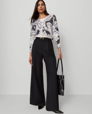 The Modern Wide-Leg Trouser